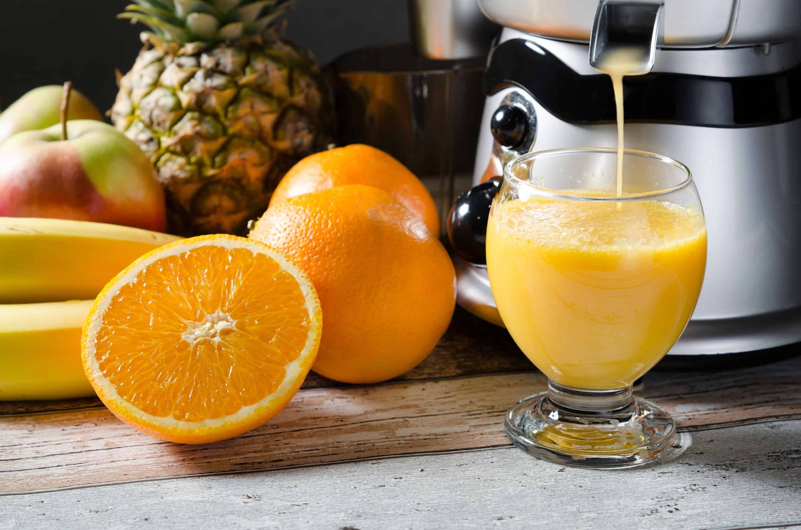Australian Guide To The Best Cold Pressed Juicer [2023] Life... Plus