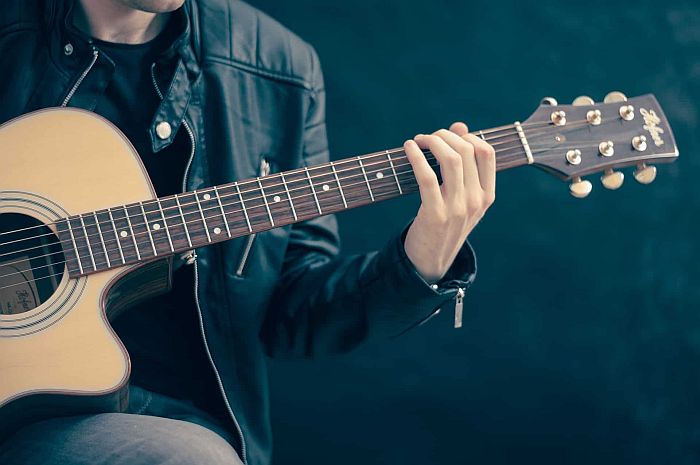 Best Acoustic Guitar